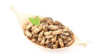 造成花生出現(xiàn)黃葉的原因有哪些？