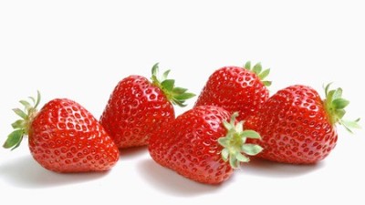 草莓只開花不結果是怎么回事?原因在這里!